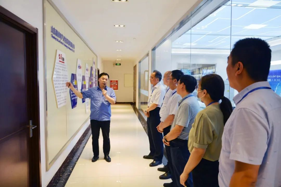 山東工業(yè)技師學(xué)院蒞臨奧卓科技開展主題黨日進(jìn)企業(yè)活動(dòng) 山東工業(yè)技師學(xué)院蒞臨奧卓科技開展主題黨日進(jìn)企業(yè)活動(dòng)